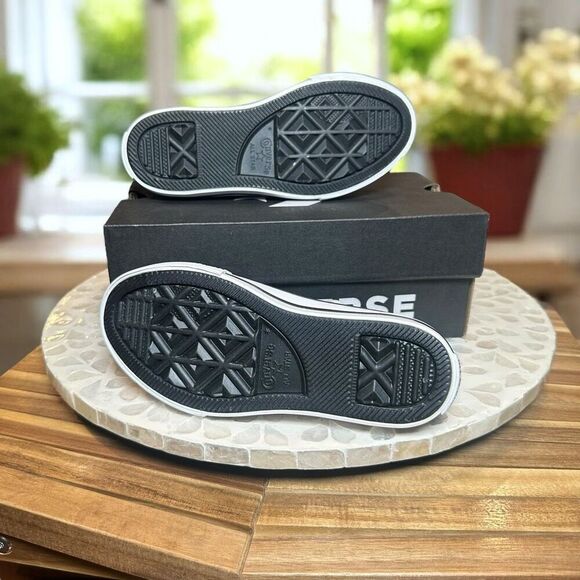 Converse Chuck Taylor All Star CTAS Low PS “Butterfly Shine” Kids Size 11 - Picture 11 of 15